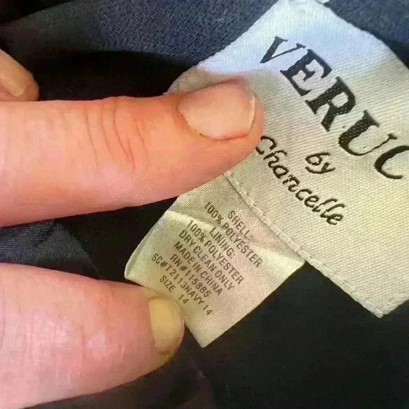 Verucci beaded jacket with matching sleeveless shirt. Size 14. M. Excellent cond - Picture 8 of 16